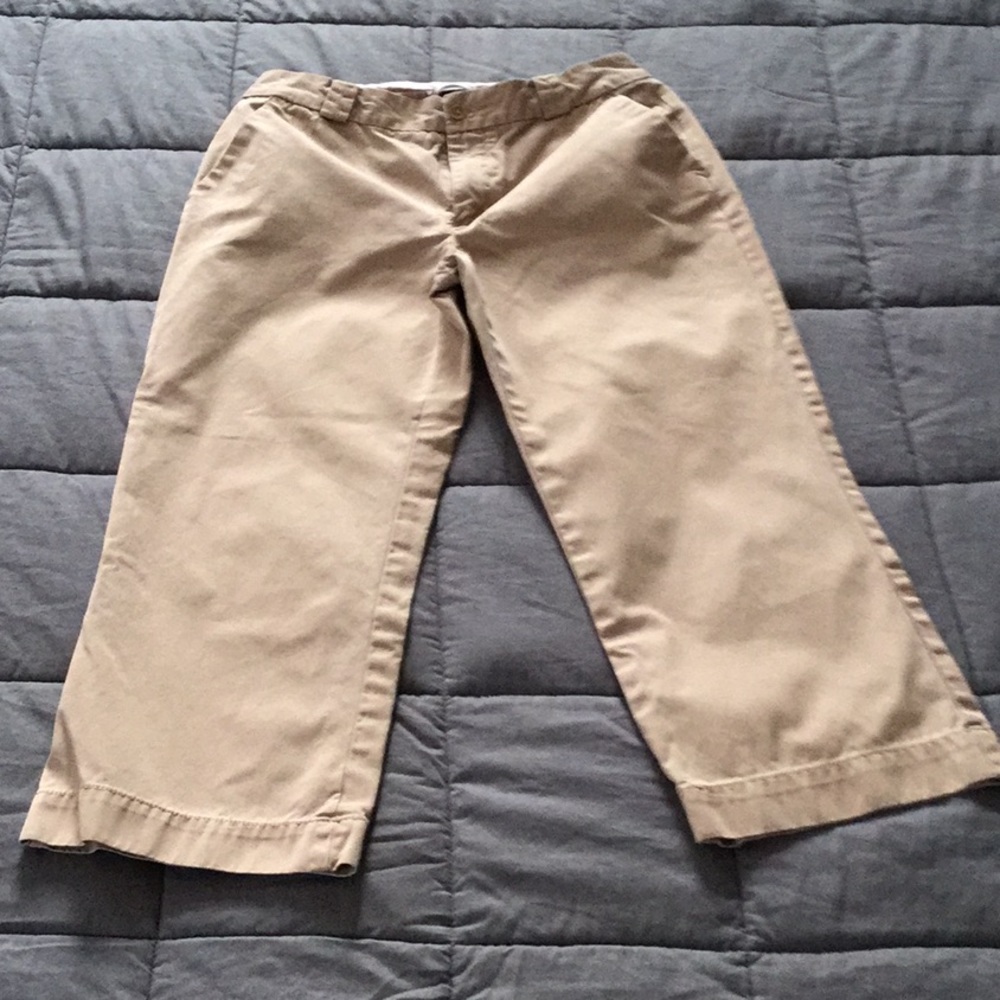 Gap Capris Classic Fit